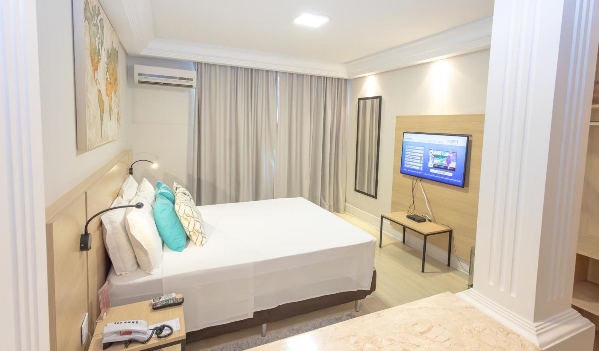 Lizon Curitiba Hotel Ngoại thất bức ảnh